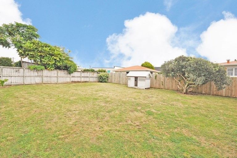 Photo of property in 8 Beresford Street, Pukekohe, 2120
