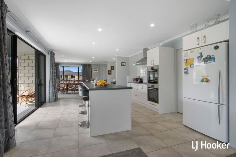 Photo of property in 11 Reel Road, Athenree, Waihi Beach, 3611