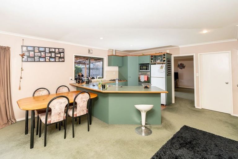 Photo of property in 44 Cranbrook Place, Rototuna North, Hamilton, 3210