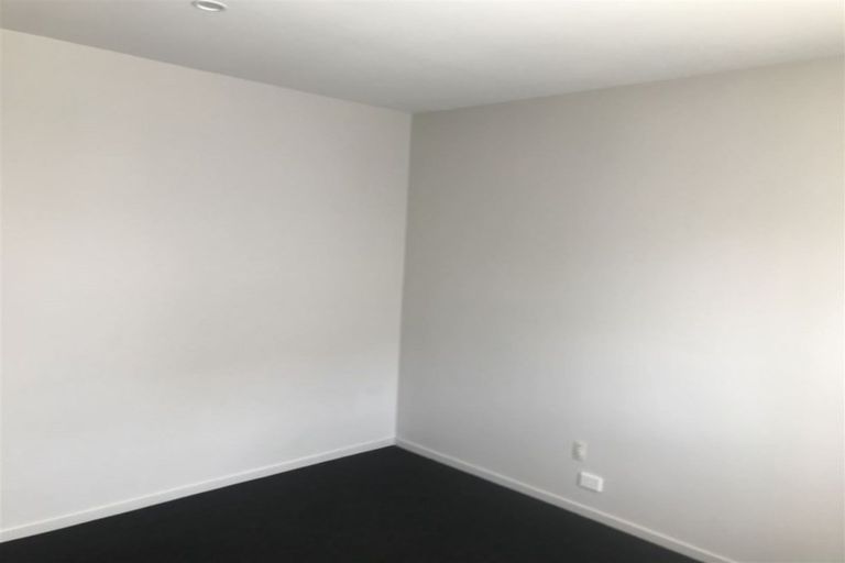 Photo of property in 2/145 Grahams Road, Burnside, Christchurch, 8053