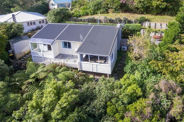 Photo of property in 144 Parkvale Road, Karori, Wellington, 6012