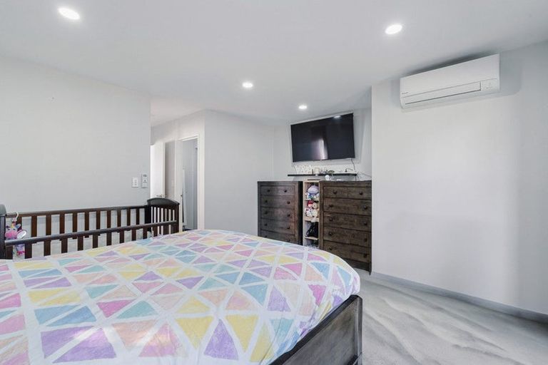 Photo of property in 1 Kohuora Lane, Papatoetoe, Auckland, 2025