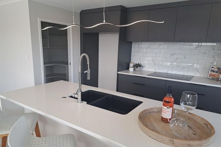 Photo of property in 25 Te Paea Avenue, Karaka, 2124