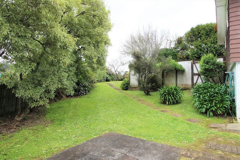 Photo of property in 4 Lympne Lane, Mangere, Auckland, 2022