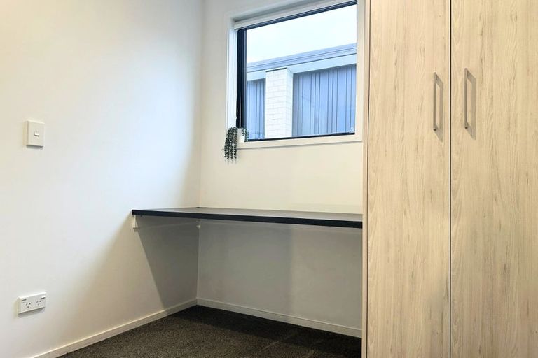 Photo of property in 2/14 Nova Place, Christchurch Central, Christchurch, 8011
