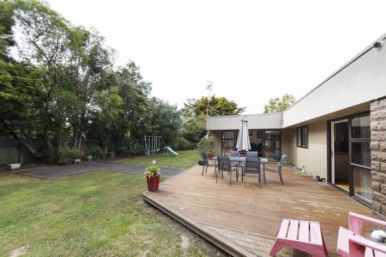 Photo of property in 32 Humphries Place, Awapuni, Palmerston North, 4412