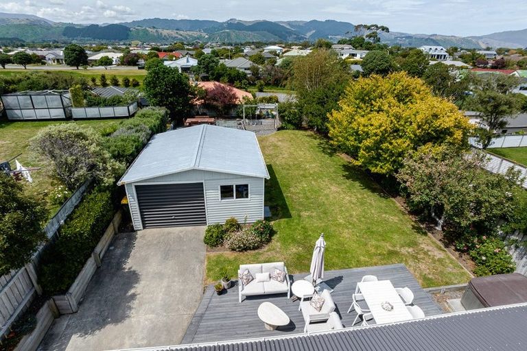 Photo of property in 38 Gray Avenue, Paraparaumu Beach, Paraparaumu, 5032