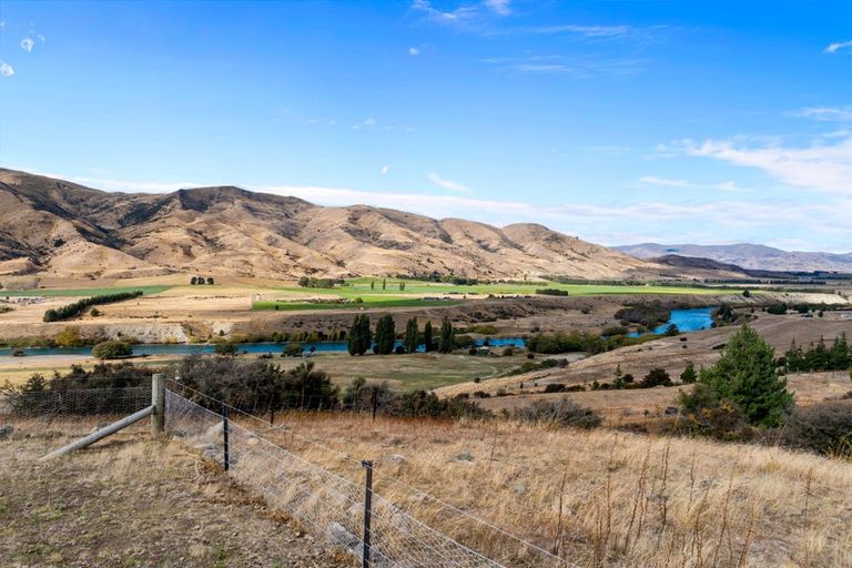 Photo of property in 8b Queensberry Terrace, Queensberry, Cromwell, 9383