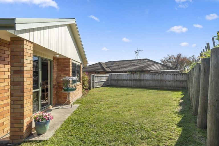 Photo of property in 8 Mynah Place, Welcome Bay, Tauranga, 3112