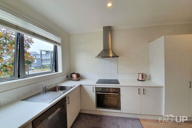 Photo of property in 19b Meteor Road, Hobsonville, Auckland, 0616