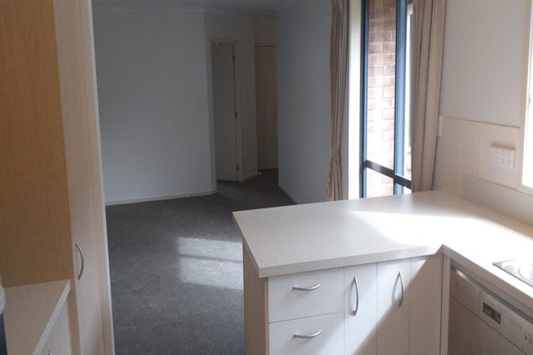 Photo of property in 20 Tauranga Place, Orewa, 0931