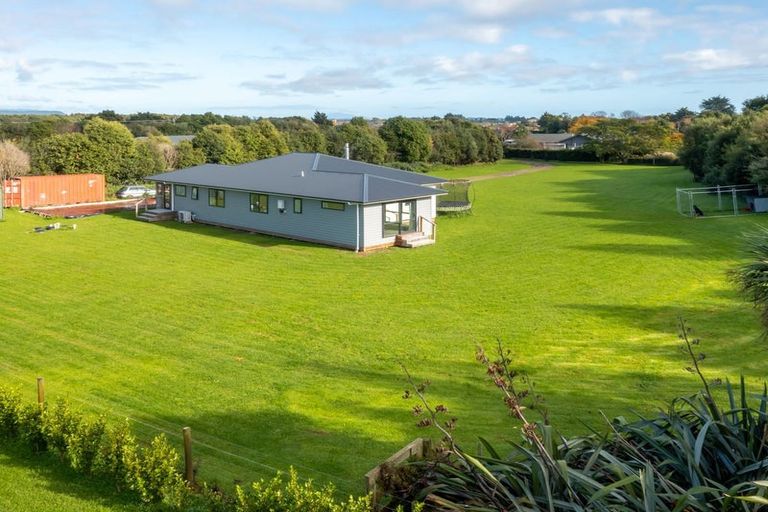 Photo of property in 12 Faydon Close, Ohau, Levin, 5570