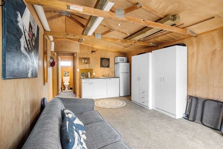 Photo of property in 106 Mckellar Place, Whangamata, 3620