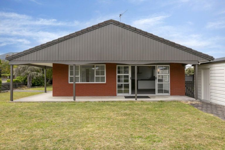 Photo of property in 22 Macdonell Street, Hilltop, Taupo, 3330