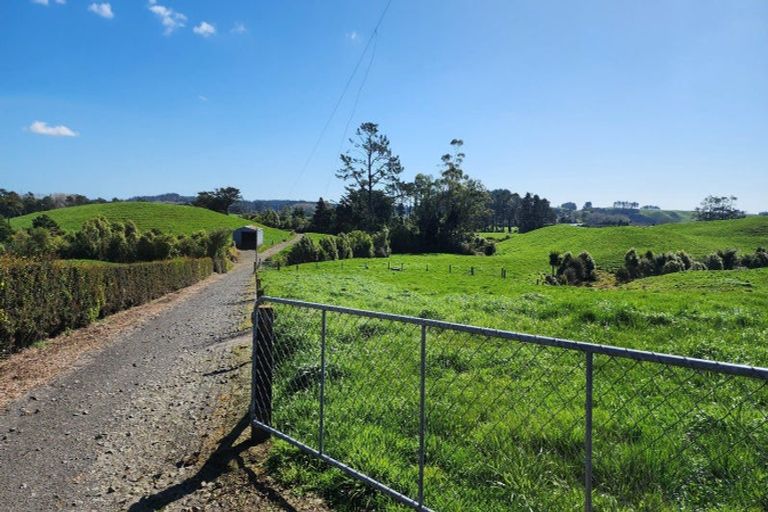 Photo of property in 868 Upland Road, Egmont Village, New Plymouth, 4372