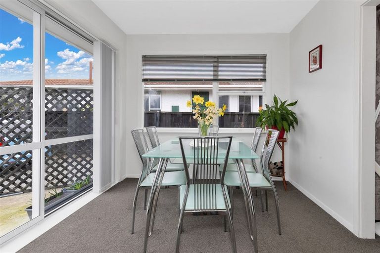 Photo of property in 112 Sparks Road, Hoon Hay, Christchurch, 8025