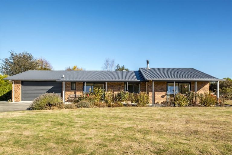 Photo of property in 12 Heaton Street, Rotherham, 7379