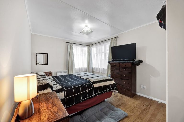 Photo of property in 16 Manchester Street, Patea, 4520