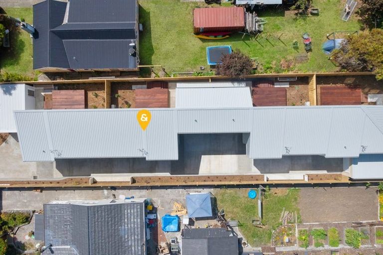 Photo of property in 2/23 Howe Street, New Brighton, Christchurch, 8083