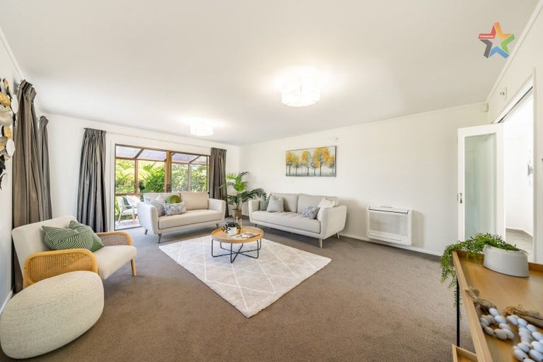 Photo of property in 30 Stanhope Grove, Korokoro, Lower Hutt, 5012