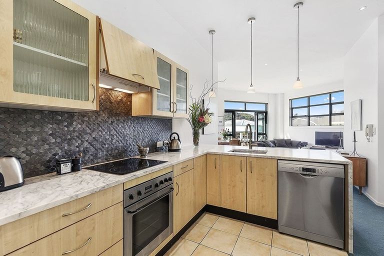 Photo of property in Madison On Tory, 6/148 Tory Street, Te Aro, Wellington, 6011