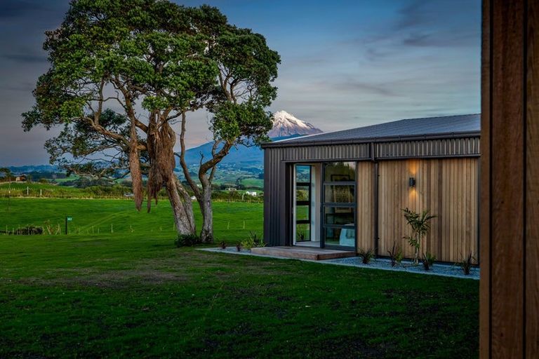 Photo of property in 29 Washer Road, Omata, New Plymouth, 4374