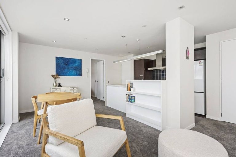 Photo of property in Republic2, 8n/10 Lorne Street, Te Aro, Wellington, 6011