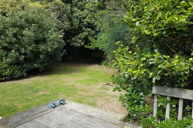 Photo of property in 10 Kiriwai Road, Paremata, Porirua, 5024