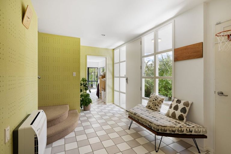 Photo of property in 37 Macmillan Avenue, Cashmere, Christchurch, 8022