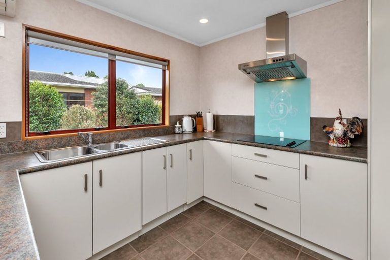 Photo of property in 1/58 Mill Road, Kensington, Whangarei, 0112