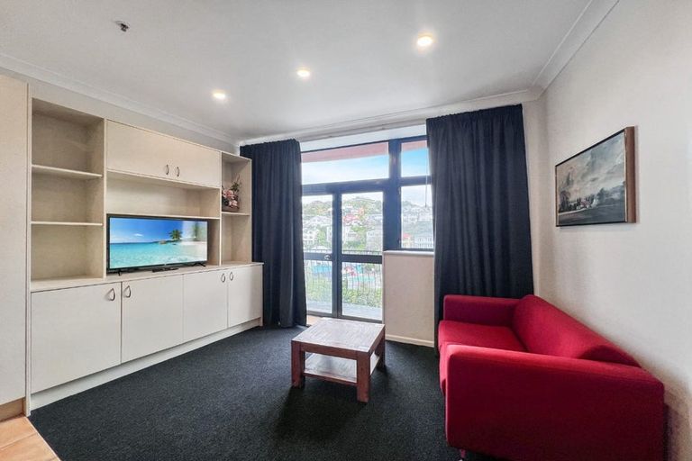 Photo of property in Terrace Garden Apartments, 12b/120 The Terrace, Wellington Central, Wellington, 6011