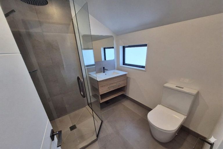 Photo of property in 233 Geraldine Street, Edgeware, Christchurch, 8013