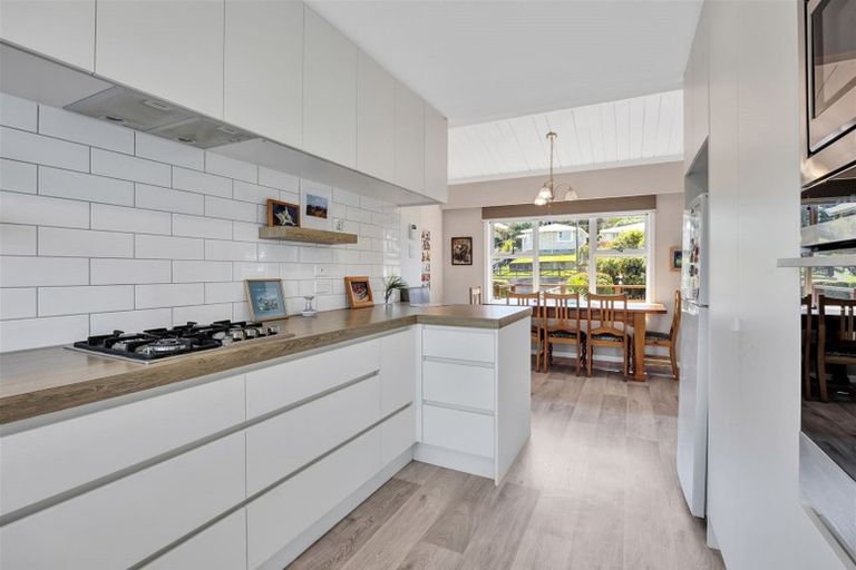 Photo of property in 36 Simons Street, Moturoa, New Plymouth, 4310