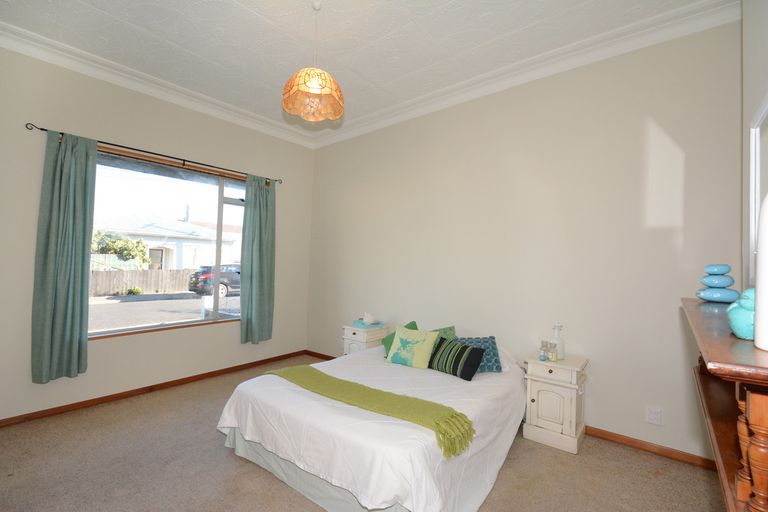 Photo of property in 17 Atkinson Street, South Dunedin, Dunedin, 9012