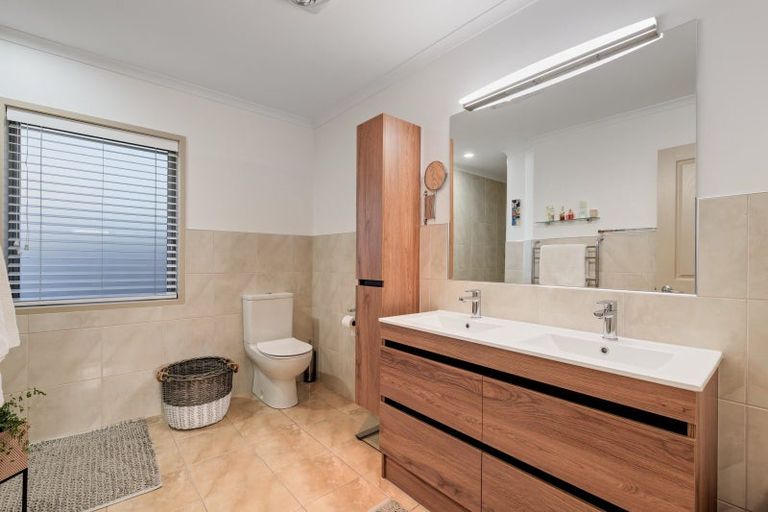 Photo of property in 21 Mandalay Key, Papamoa Beach, Papamoa, 3118