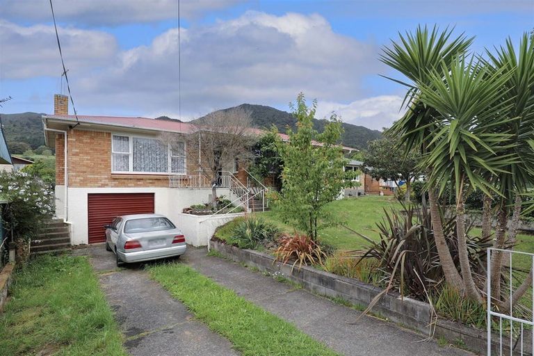 Photo of property in 13 Carlton Street, Te Aroha, 3320