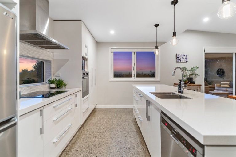 Photo of property in 32 Mervyn Place, Ohauiti, Tauranga, 3112