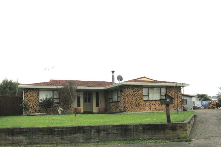 Photo of property in 9 Pryde Place, Feilding, 4702