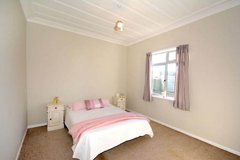 Photo of property in 17 Atkinson Street, South Dunedin, Dunedin, 9012