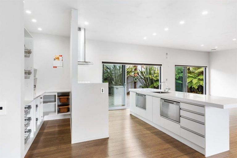 Photo of property in 30a Brougham Street, Westport, 7825