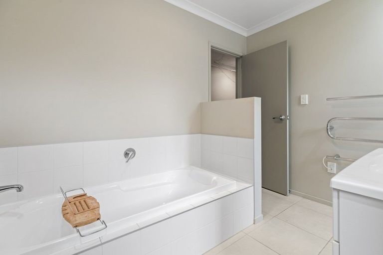 Photo of property in 97 Millers Road, Brookfield, Tauranga, 3110