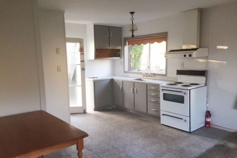 Photo of property in 4/40 Miro Street, New Lynn, Auckland, 0600