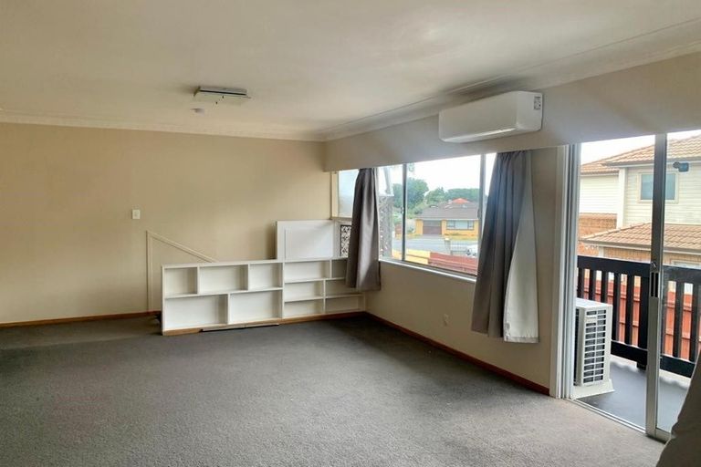 Photo of property in 3/3 Opaheke Road, Papakura, 2110