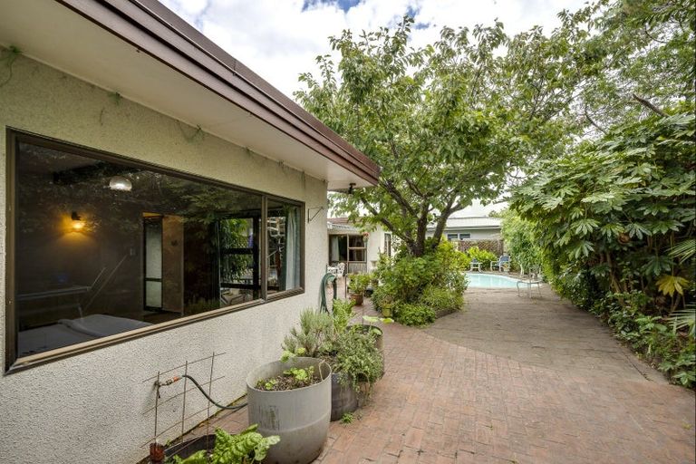 Photo of property in 110 Freyberg Avenue, Tamatea, Napier, 4112