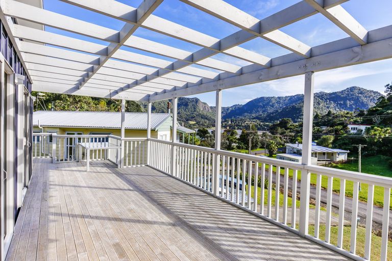 Photo of property in 39 Foster Avenue, Huia, Auckland, 0604