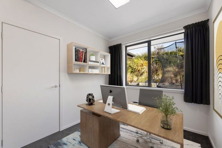 Photo of property in 18 Kens Lane, Sawyers Bay, Port Chalmers, 9023