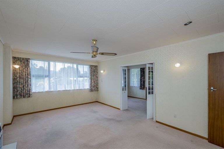 Photo of property in 2 Anzac Road, Otaki, 5512