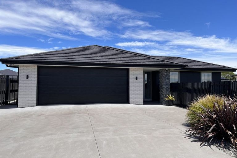 Photo of property in 7 Sarah Street, Marshland, Christchurch, 8083