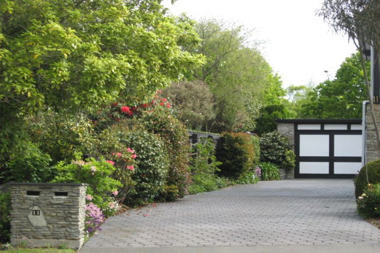 Photo of property in 11a Thurlestone Place, Burnside, Christchurch, 8053