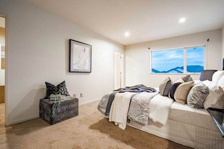 Photo of property in 22 Ballindrait Drive, Flat Bush, Auckland, 2019